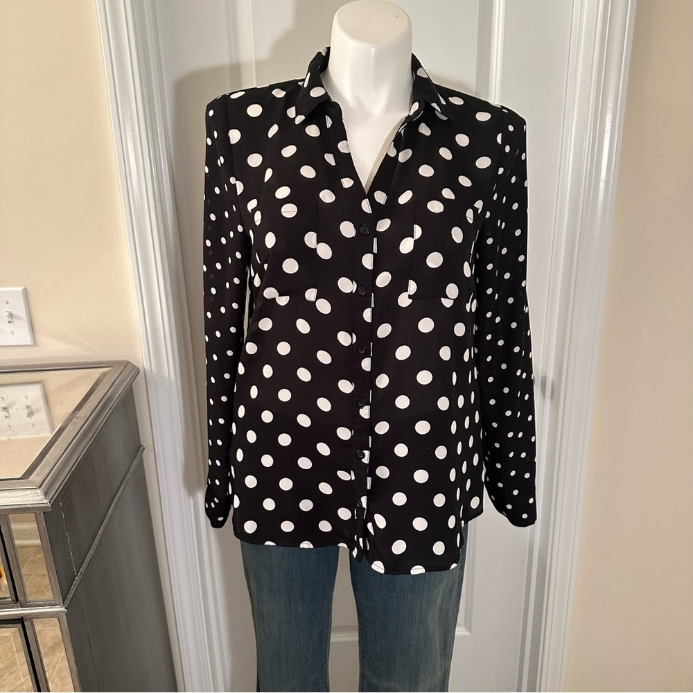 My Michelle Brand long sleeve blouse. Size XL blouse. Polka dot blouse. Button